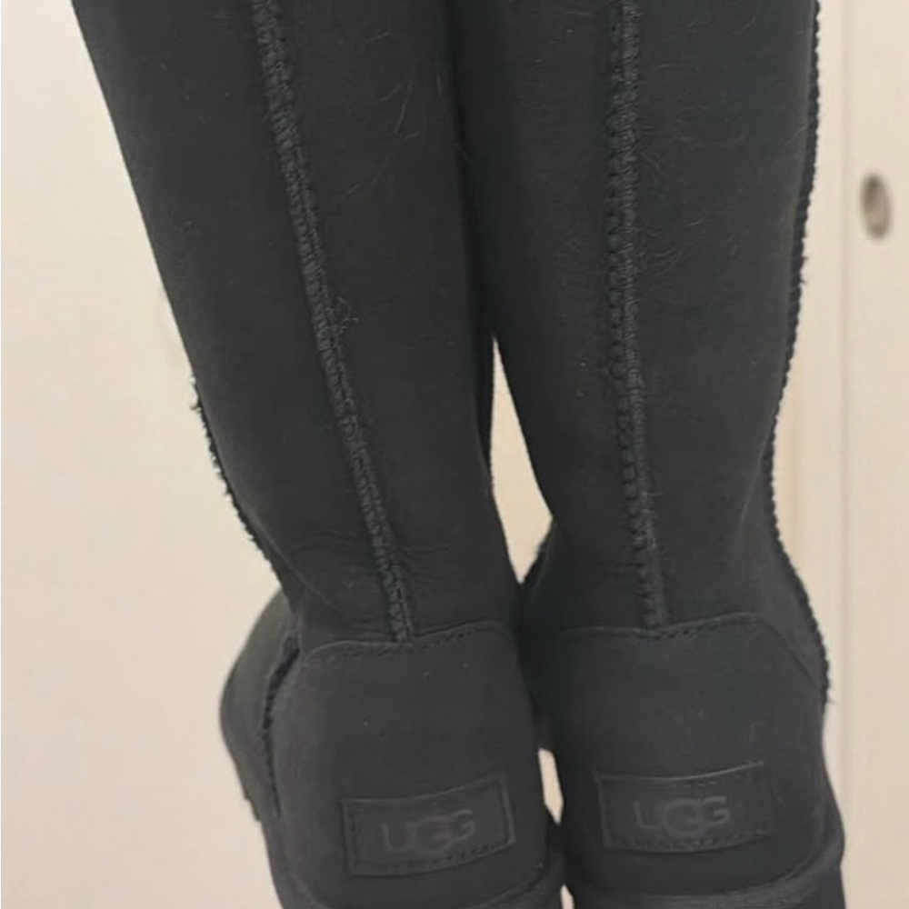 UGG Tall Black Women's Suede Pull-On Boots